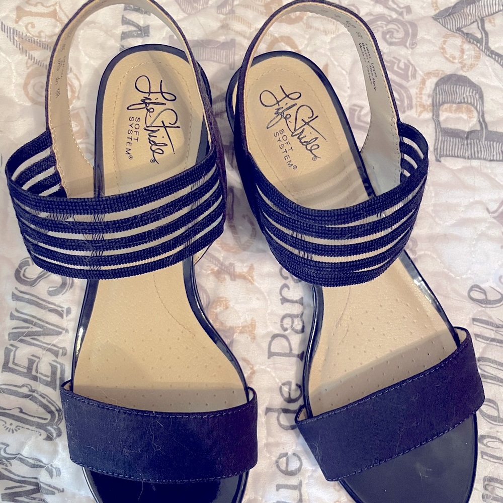 Life Stride Soft System sandals size 9m